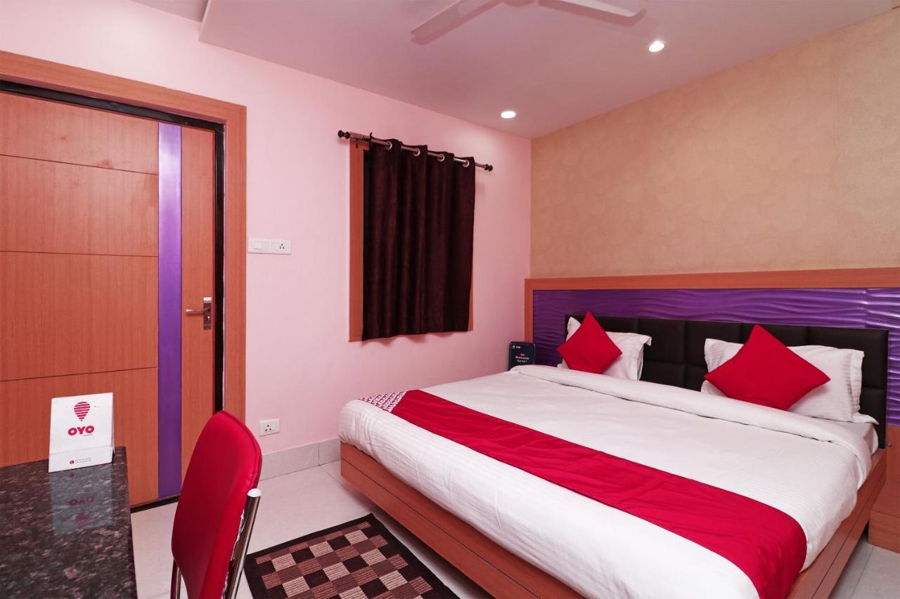 Capital O 16590 Hotel Sapphire Inn Gorakhpur Eksteriør billede