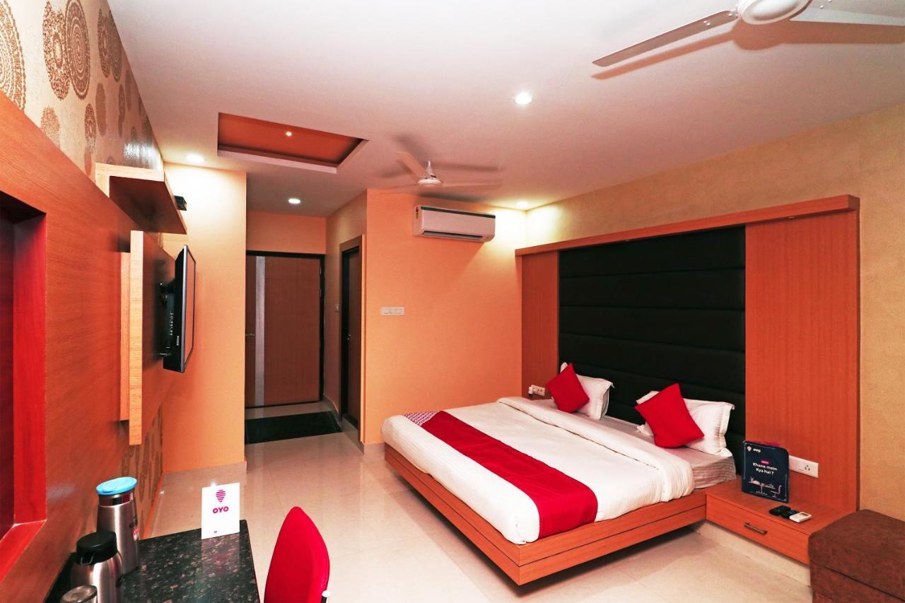 Capital O 16590 Hotel Sapphire Inn Gorakhpur Eksteriør billede